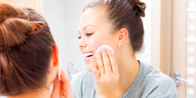 3 Natural DIY Makeup Removers Your Skin Will Love